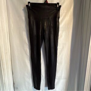 Spanx Faux Leather‎ Leggings Womens Medium Shaping Mid Rise Slimming Pants Shiny